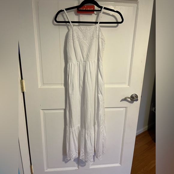 White maxi dress. - Picture 1 of 3